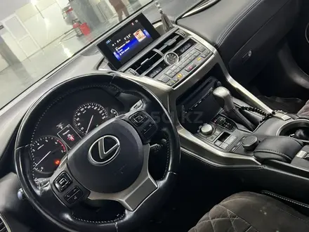 Lexus NX 200t 2015 года за 14 150 000 тг. в Семей – фото 2
