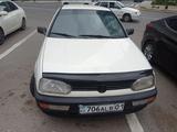 Volkswagen Golf 1993 года за 200 000 тг. в Астана – фото 2