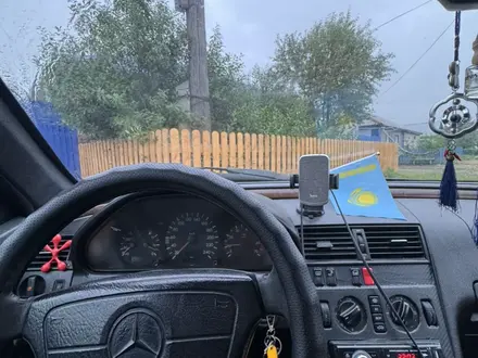 Mercedes-Benz C 200 1995 года за 2 100 000 тг. в Петропавловск – фото 13