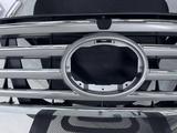 Решетка радиатора Lexus LX 570 2012-2015 за 150 000 тг. в Алматы – фото 5