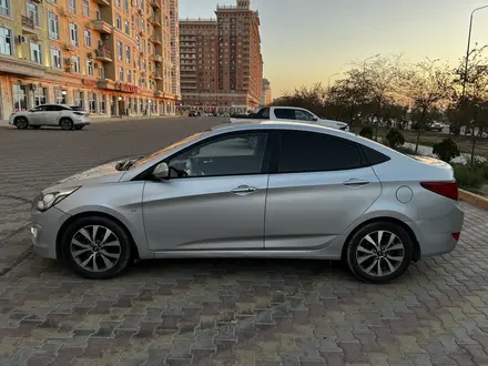 Hyundai Accent 2014 года за 5 500 000 тг. в Актау – фото 4