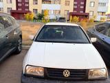 Volkswagen Vento 1993 года за 800 000 тг. в Сатпаев