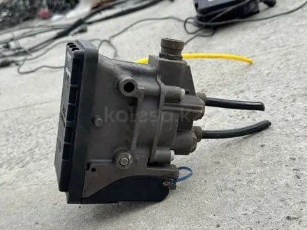 Модулятор на Krone 2010 года за 2 990 тг. в Шымкент – фото 2