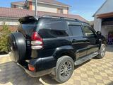 Toyota Land Cruiser Prado 2006 года за 10 850 000 тг. в Актобе – фото 3