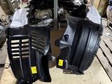 Передний подкрылок на Toyota LandCruiser 200 2007-2014 за 15 000 тг. в Астана