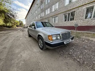 Mercedes-Benz E-Class, 1994