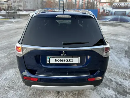 Mitsubishi Outlander 2014 года за 7 500 000 тг. в Петропавловск – фото 13