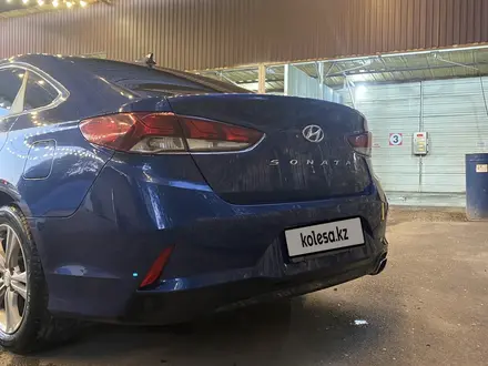 Hyundai Sonata 2018 года за 7 000 000 тг. в Алматы – фото 13