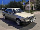 Mercedes-Benz E 220 1994 года за 1 750 000 тг. в Астана – фото 4