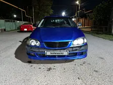 Toyota Avensis, 1998