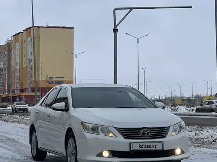 Toyota Camry 2013 года за 5 900 000 тг. в Уральск – фото 8