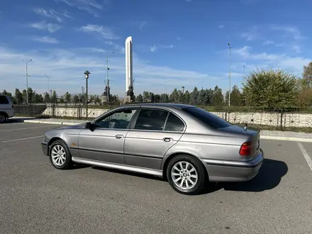 BMW 525 1999 года за 2 200 000 тг. в Тараз – фото 4