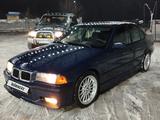 BMW 320 1994 годаүшін2 100 000 тг. в Алматы