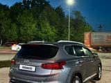 Hyundai Santa Fe 2020 года за 10 300 000 тг. в Алматы – фото 4