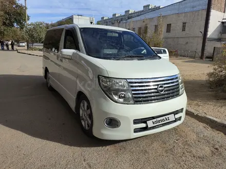 Nissan Elgrand 2005 года за 5 600 000 тг. в Байконыр