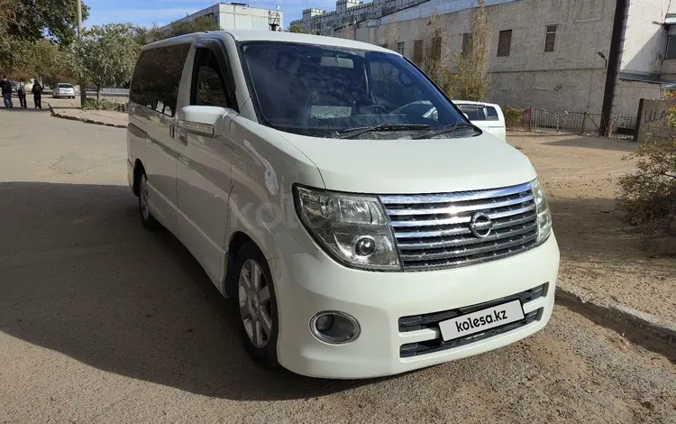 Nissan Elgrand 2005 года за 5 600 000 тг. в Байконыр