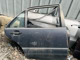 W140 Лонг задний правый дверь за 10 000 тг. в Алматы