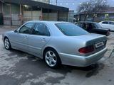 Mercedes-Benz E 320 2000 года за 7 300 000 тг. в Шымкент – фото 3