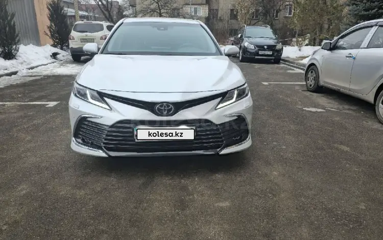 Toyota Camry 2023 года за 20 000 000 тг. в Алматы