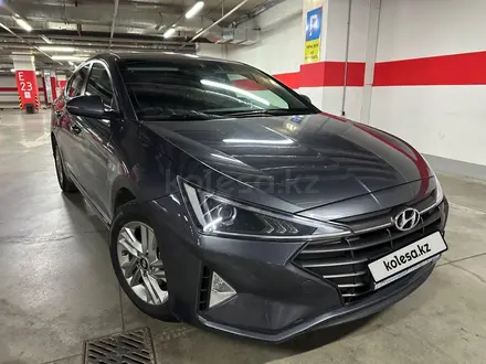 Hyundai Elantra 2019 года за 8 500 000 тг. в Тараз