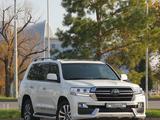 Toyota Land Cruiser 2020 годаүшін34 000 000 тг. в Алматы