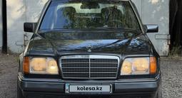 Mercedes-Benz E 280 1994 годаfor2 490 000 тг. в Караганда – фото 2