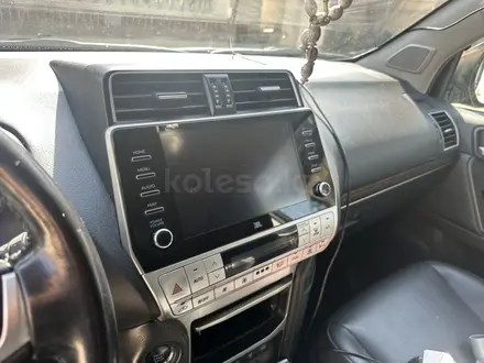 Toyota Land Cruiser Prado 2020 года за 29 000 000 тг. в Алматы – фото 12