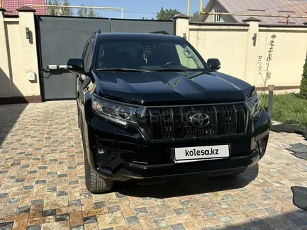 Toyota Land Cruiser Prado 2020 года за 29 000 000 тг. в Алматы – фото 6