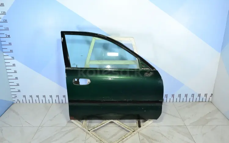 Дверь передний правый Mitsubishi Carisma за 15 000 тг. в Тараз