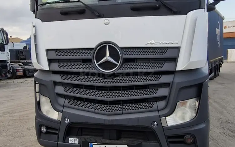 Mercedes-Benz  Actros 2017 года за 27 000 000 тг. в Астана