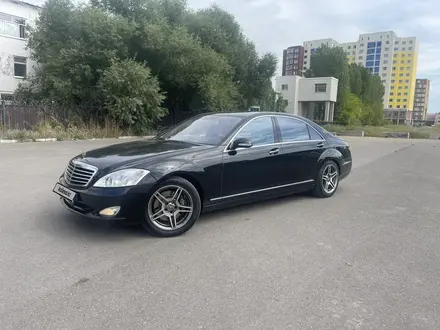 Mercedes-Benz S 500 2008 года за 9 000 000 тг. в Астана – фото 3