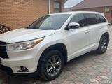 Toyota Highlander 2014 года за 14 000 000 тг. в Атырау