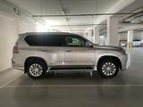 Lexus GX 460 2016 года за 24 300 000 тг. в Мангистау – фото 2