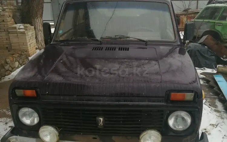 ВАЗ (Lada) Lada 2121 1998 годаfor666 000 тг. в Чапаев