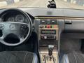 Mercedes-Benz E 200 1999 годаfor3 300 000 тг. в Айтеке би – фото 8