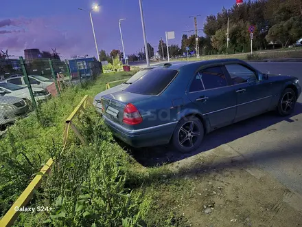 Mercedes-Benz C 180 1994 года за 1 600 000 тг. в Павлодар – фото 11