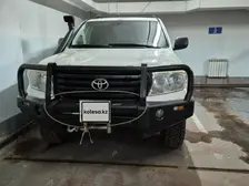 Toyota Land Cruiser, 2012