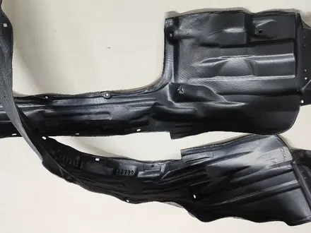Подкрыльники за 10 000 тг. в Алматы
