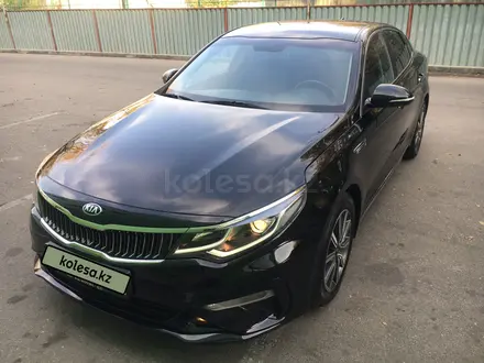 Kia K5 2018 года за 10 390 000 тг. в Алматы – фото 12