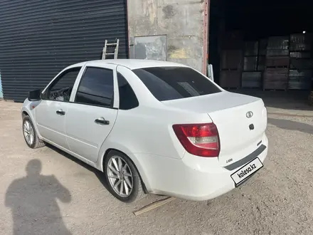 ВАЗ (Lada) Granta 2190 2014 года за 1 950 000 тг. в Астана – фото 2