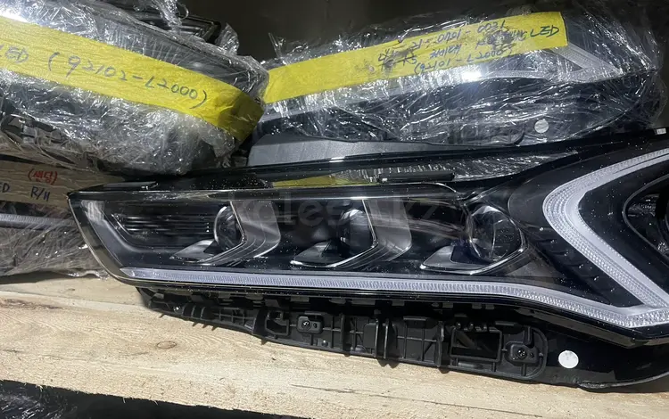Фары Hyundai Grandeur за 130 000 тг. в Алматы