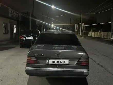 Mercedes-Benz E 230 1991 года за 1 300 000 тг. в Алматы – фото 5