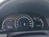 Toyota Camry 2013 года за 7 550 000 тг. в Актобе – фото 3
