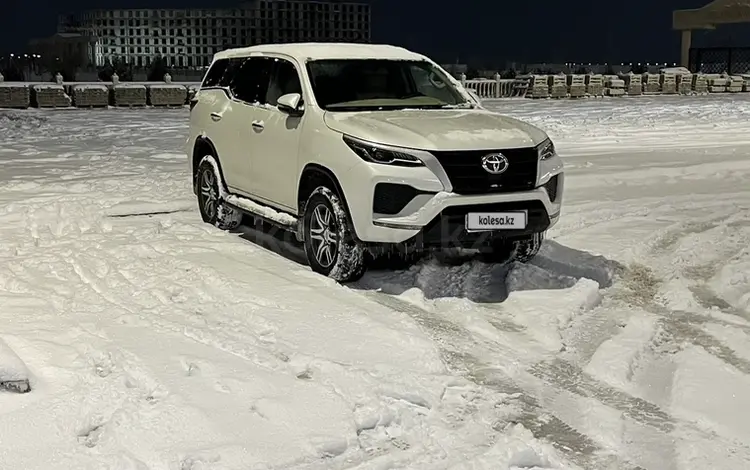 Toyota Fortuner 2022 года за 19 900 000 тг. в Актау