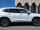Hyundai Santa Fe 2023 годаүшін16 700 000 тг. в Атырау – фото 3