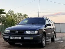 Volkswagen Passat, 1996