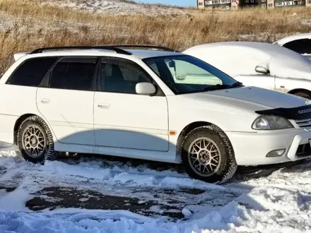 Toyota Caldina 2001 года за 2 700 000 тг. в Усть-Каменогорск