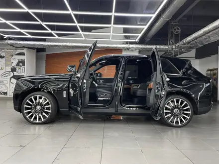 Rolls-Royce Cullinan 2020 года за 249 500 000 тг. в Алматы – фото 12