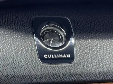 Rolls-Royce Cullinan 2020 года за 249 500 000 тг. в Алматы – фото 18