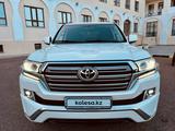 Toyota Land Cruiser 2016 года за 31 000 000 тг. в Астана